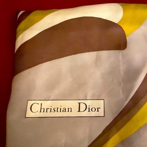 CHRISTIAN DIOR SCARF - Picture 1 of 2